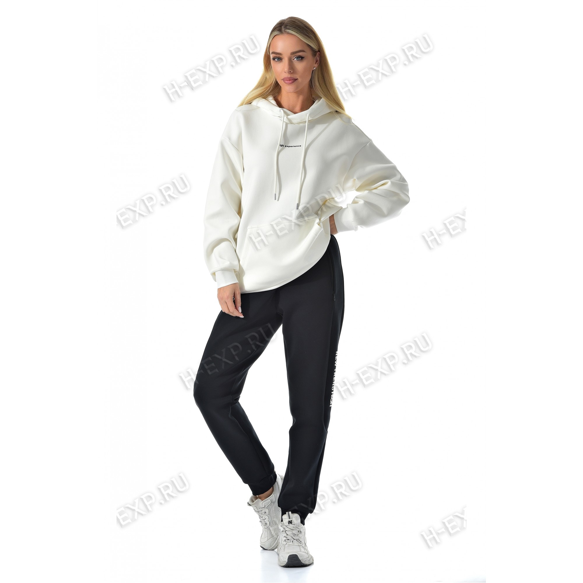 Женский спортивный костюм High Experience